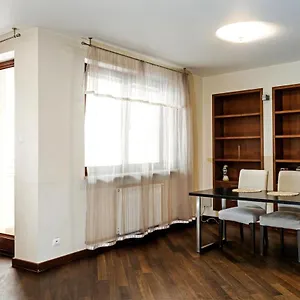 apartmani-tiha-szucha-residence.warsawhotelspoland.com/